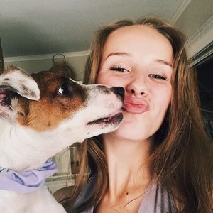 Meet your Posher, Molly